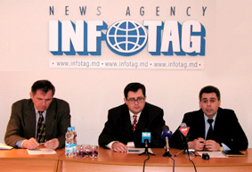 05.04.2004 CIRCA 300 DE ANTREPRENORI RURALI VOR BENEFICIA SUPLIMENTAR, ÎN CADRUL PROIECTULUI RISP, DE CREDITE ÎN VALOARE DE $5 MLN. (CONFERINŢĂ DE PRESĂ LA „INFOTAG”)