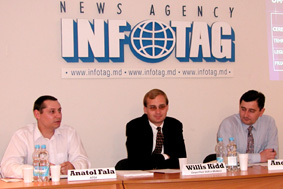 24.06.2004 ACSA A LANSAT GHIDUL „SITUAŢIA VENITURILOR ŞI CHELTUIELILOR ÎN EXPLOATAŢIILE AGRICOLE PENTRU ANUL 2003” (CONFERINŢĂ DE PRESĂ LA „INFOTAG”)