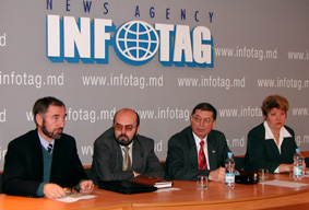 08.11.2004 ÎN CADRUL EXPOZIŢIEI INTERNAŢIONALE SPECIALIZATE „INFOINVENT–2004” VOR FI PREMIAŢI PESTE 40 DE INVENTATORI (CONFERINŢĂ DE PRESĂ LA AGENŢIA INFOTAG)