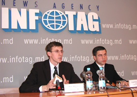 17.02.2005 „COALIŢIA-2005” A ÎNREGISTRAT O SERIE DE ÎNCĂLCĂRI COMISE DE ANGAJAŢII ORGANELOR DE STAT ÎN CAMPANIA ELECTORALĂ (CONFERINŢĂ DE PRESĂ LA AGENŢIA INFOTAG)