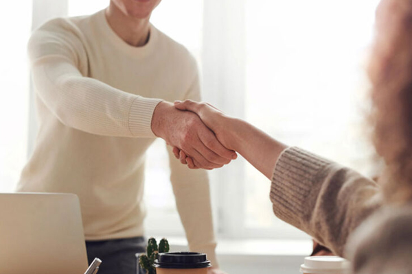 ​MINISTRUL MUNCII: MOLDOVA VA AVEA PESTE 20.000 DE ANGAJAȚI ÎN 2025