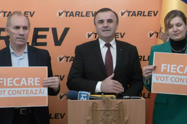 FORMER PRESIDENTIAL CANDIDATE VASILE TARLEV DEMANDS RECOUNT OF VOTES IN REFERENDUM AND PRESIDENTIAL ELECTIONS 