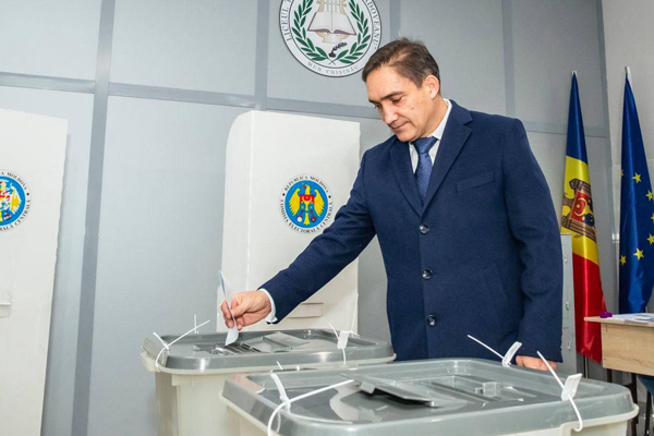 PRESIDENTIAL CANDIDATE ALEXANDR STOIANOGLO VOTED FOR “MODERN, PEACEFUL AND PROSPEROUS MOLDOVA”