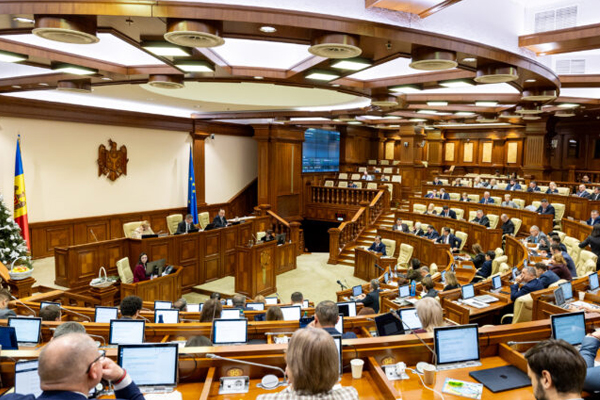 PARLIAMENT APPROVES 2026 STATE BUDGET WITH A DEFICIT OF 20.9 BILLION LEI – 5.5% OF GDP