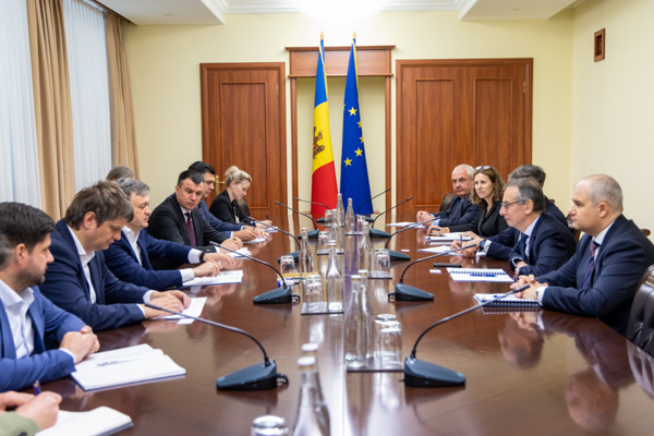 PREMIER SPEAKS IN FAVOUR OF INTENSIFYING THE DIALOGUE WITH EBRD IN ORDER TO SPEED UP THE IMPLEMENTATION OF PROJECTS IN MOLDOVA