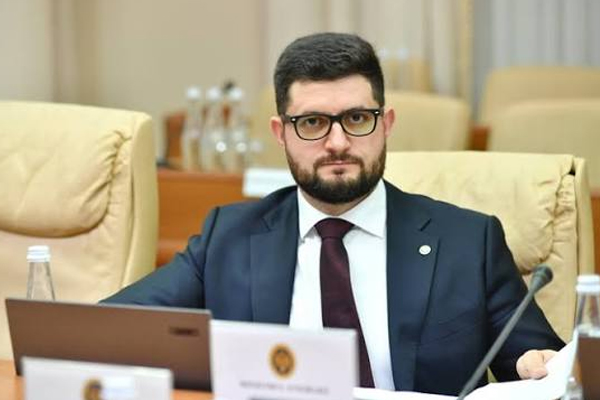 ​ENERGY MINISTER: IT IS BETTER TO ADJUST TARIFFS NOW