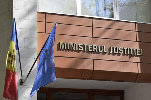 MINISTRY OF JUSTICE EXPLAINED THE ECHR'S DECISION IN THE CASE OF VEACESLAV PLATON AS A CONSEQUENCE OF AN “OLIGARCHIC REGIME,” WHERE JUSTICE WAS SUBJECT TO POLITICS