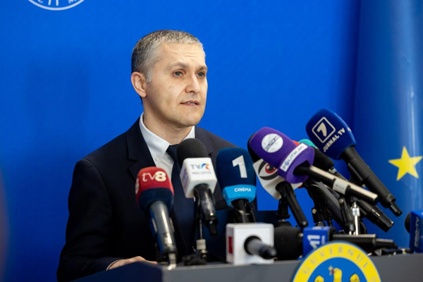 MOLDOVAN AUTHORITIES CALL FOR CALM AMONG THE INTRODUCTION OF A "HIGH ALERT" REGIME