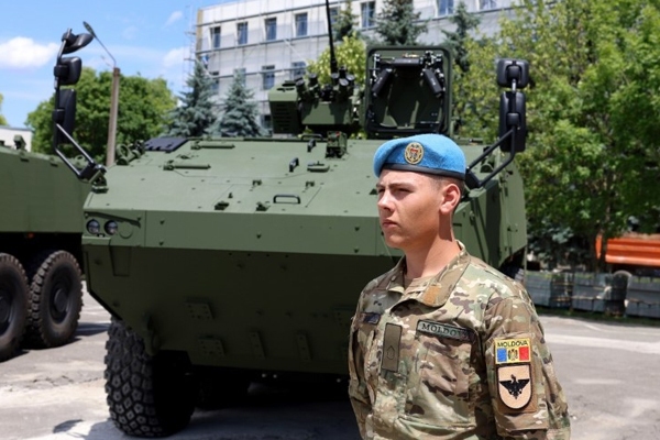 MOLDOVAN ARMY RECEIVED FIVE PIRANHA-5 ARMORED PERSONNEL CARRIERS FROM GERMANY