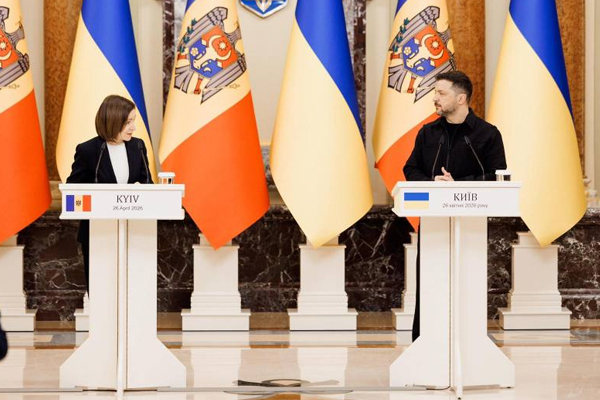 PRESIDENT MAIA SANDU: NATIONAL FLAG IS TESTAMENT TO HOW VALUABLE FREEDOM IS