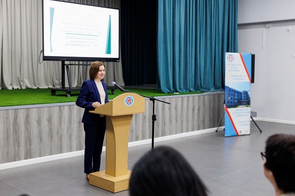 PRESIDENT MAIA SANDU VISITS MIHAI EMINESCU THEORETICAL LYCEUM IN GAGAUZIA