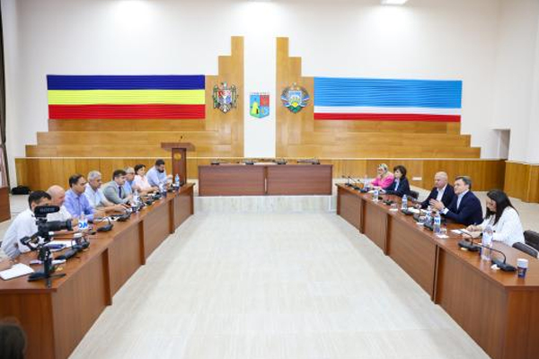 ​PRIME MINISTER DORIN RECEAN MET WITH MAYORS OF LOCALITIES FROM CEADIR-LUNGA DISTRICT 