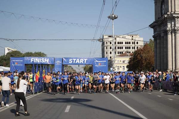 MORE THAN 5,000 PEOPLE TOOK PART IN EURO MARATHON, WHICH TOOK PLACE THE DAY BEFORE IN CHISINAU 