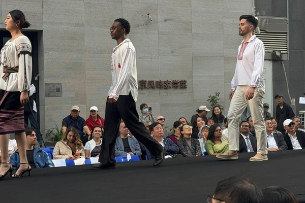 NATIONAL CLOTHES OF MOLDOVA WERE PRESENTED DURING "JINSHANG INTERNATIONAL FASHION & CULTURE" EVENT IN CHINA