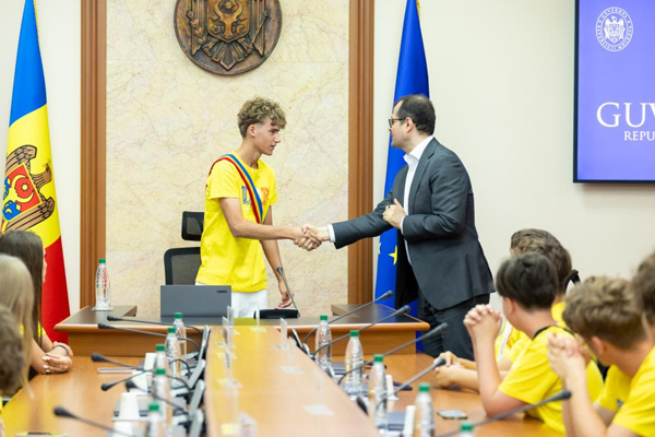 PRIME MINISTER: MOLDOVA'S YOUTH CAN BECOME THOSE WHO WILL REPRESENT THEIR INTERESTS IN STRUCTURES OF EUROPEAN UNION