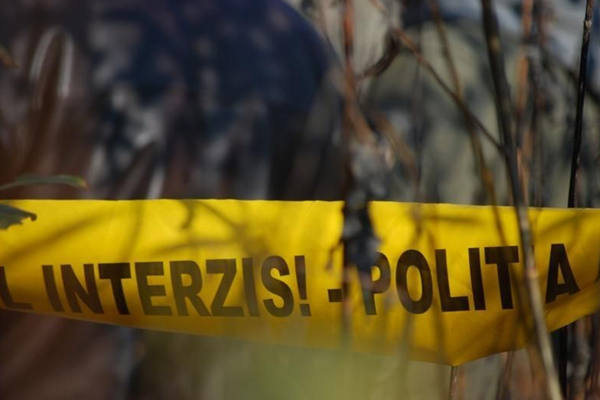 TWO LOCAL RESIDENTS DETAINED BY POLICE IN RISCANI DISTRICT ON CHARGES OF MURDERING DRINKING BUDDY