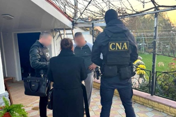 LAW ENFORCERS CONDUCTED SEARCHES IN TWO CRIMINAL CASES OF VOTE-BUYING IN CIMISLIA AND COMRAT