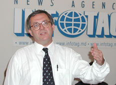 10.09.2002 TACIS DRAWING UP RESULTS OF EU INTEGRATION PROJECT (NEWS CONFERENCE IN INFOTAG)