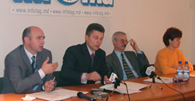 08.10.2002 CANDY FACTORY BEGGING PRESIDENT TO PUT AN END TO ILLEGALITY (NEWS CONFERENCE IN INFOTAG)