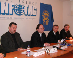 20.01.2003 FREE UNIONS TO CONTINUE COOPERATION WITH GOVERNMENT (NEWS CONFERENCE IN INFOTAG)