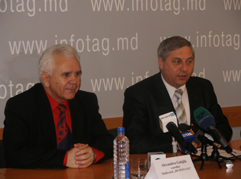 DEMNITATE TRADE UNION PROPOSES TO SUSPEND ALL CRIMINAL SUITS CONNECTED WITH APRIL DISTURBANCES 