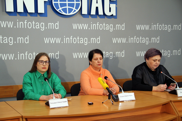 MOTHERS OF OLEG STOIAN AND SERGHEI SEBASTIAN BELIEVE THAT THEIR SONS HAVE BEEN UNJUSTLY CONVICTED              