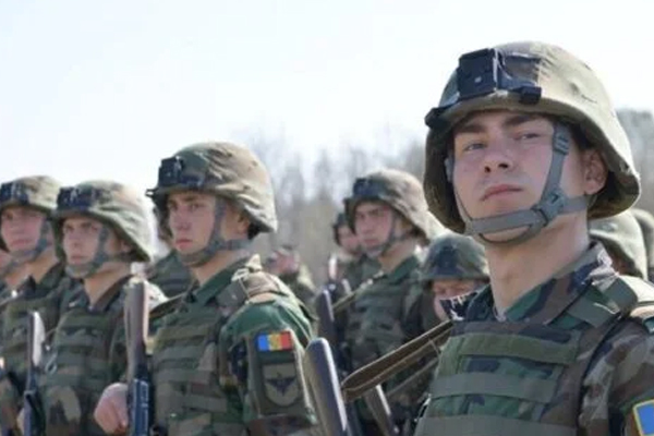 GOVERNMENT APPROVES PARTICIPATION OF MOLDOVAN MILITARY IN EU ...